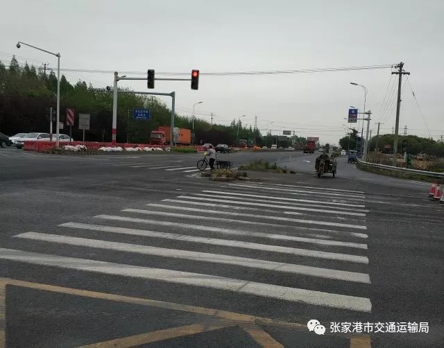 今天起,张杨公路这个节点半幅封闭施工