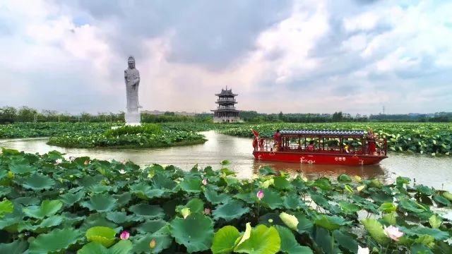 麻涌华阳湖拈花寺广场