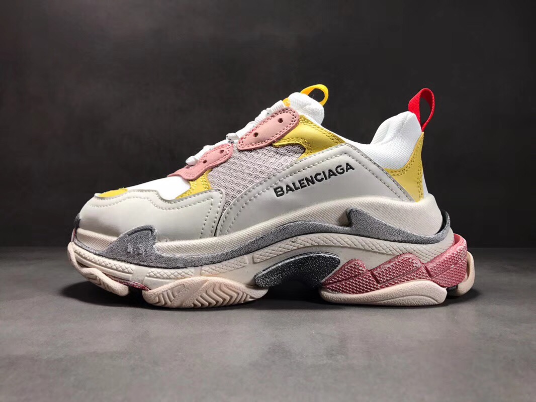 是这样吗?balenciaga tripe-s 巴黎世家复古老爹鞋:35--39