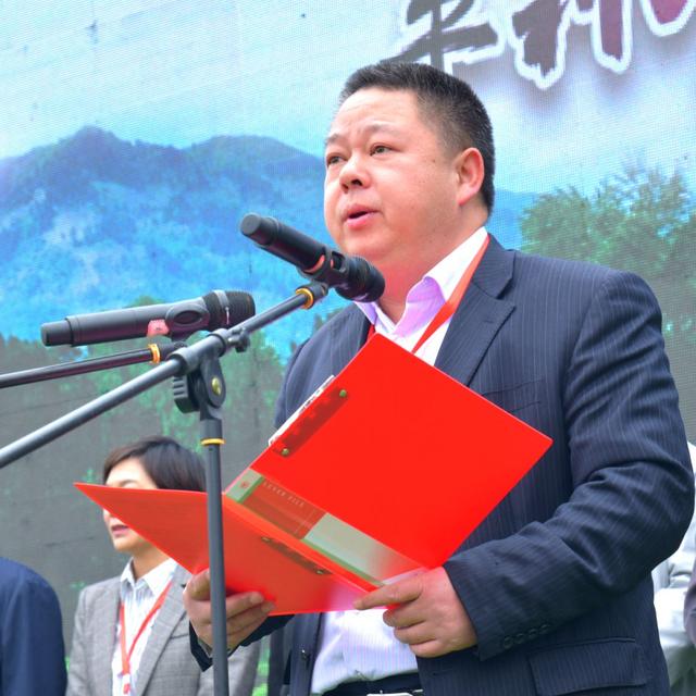 副台长张治理,安康人民广播电台台长赵伟,平利县委常委,宣传部长陈俊