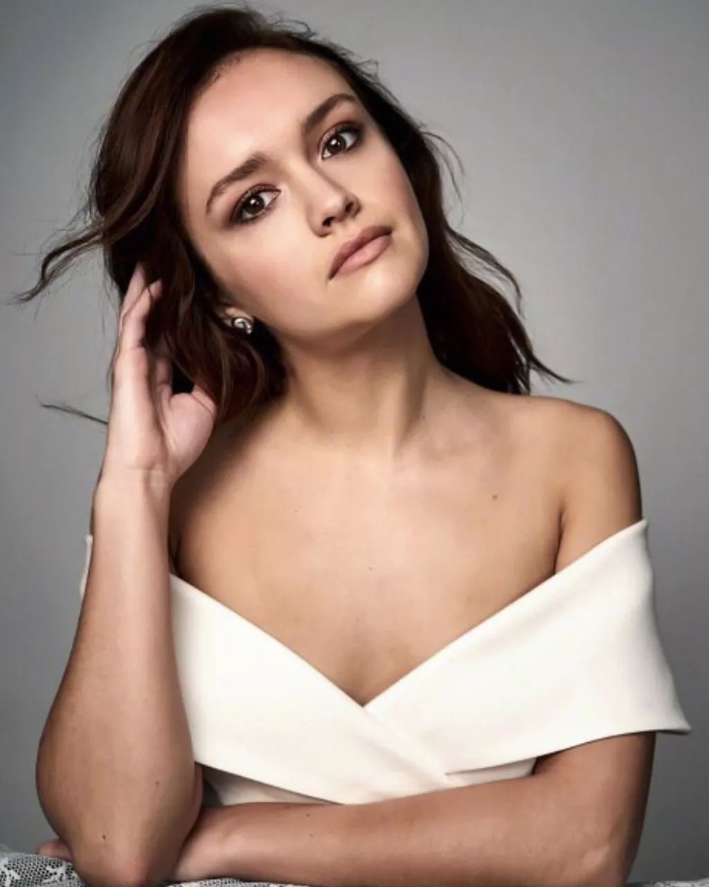 奥利维亚·库克 olivia cooke 星座: 摩羯座 出生日期: 1993-12-27