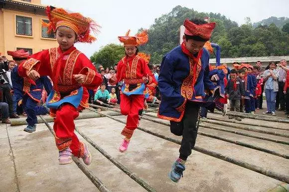 中华传统节日:三月三的民间习俗