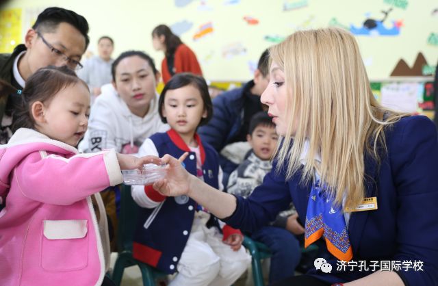 4月14日济宁孔子国际学校附属幼儿园亲子体验活动特别准备了一场不一