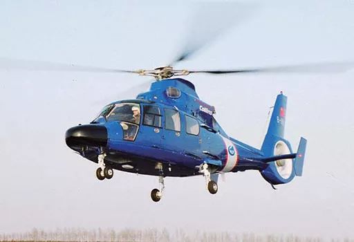 h425直升机成功实现首飞.2005年1月14日空警200预警机首飞成功.