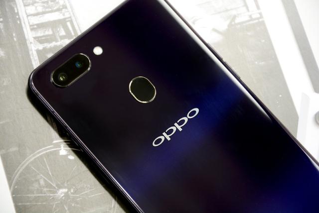 手机我最潮 星空紫的oppo r15又带一波时尚范