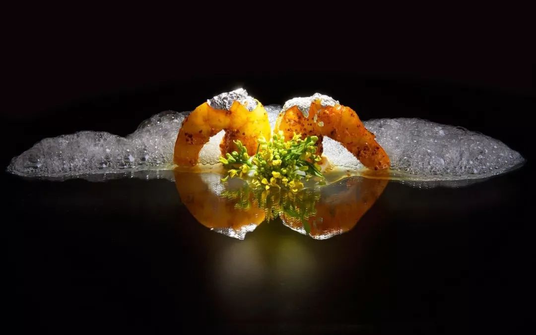 gaggan用高技巧的分子烹饪技术连续四年获得亚洲第一餐厅!