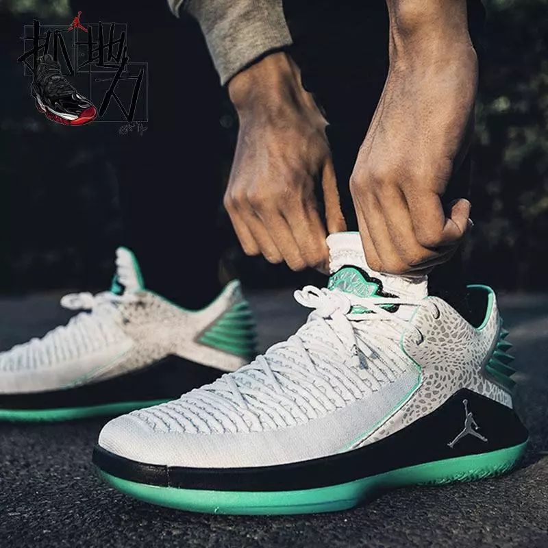 air jordan 32 low 郭艾伦 pe