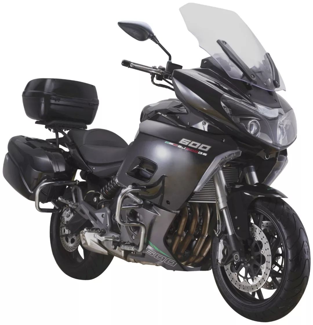 【车t台】摩托车杂志:你们要的四缸"国宾"来了,贝纳利黄龙600至尊巡航