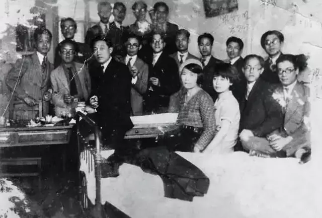 1933 年,中国第一代留洋的艺术家们在法国常书鸿的家中