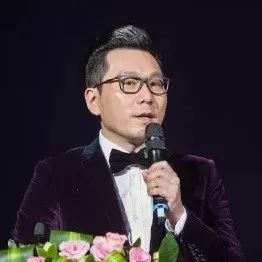 肖鹏,配音员,自媒体人,原深圳娱乐频道主持人.