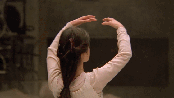 发现了以前没有注意的詹妮弗·康纳利《美国往事》中的少女黛博拉跳舞