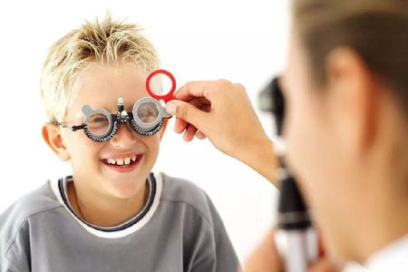 孩子弱视怎么样戴眼镜才能帮助恢复视力?