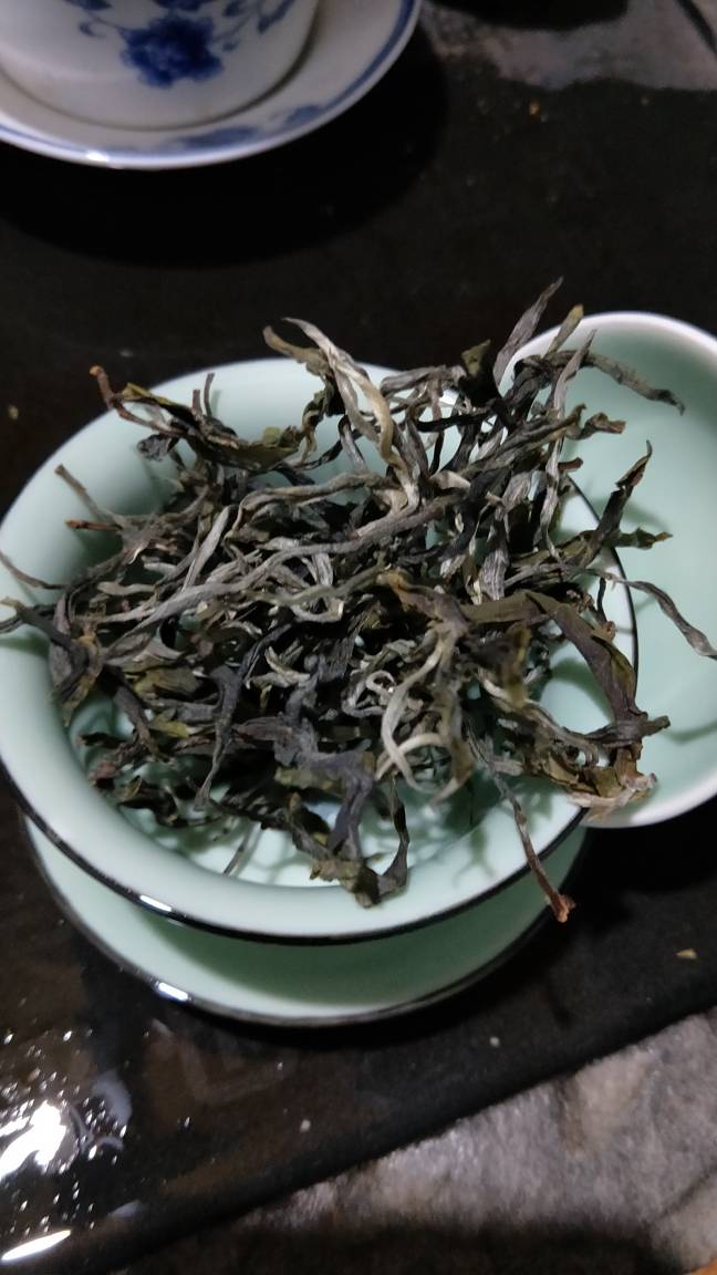 2018年忙肺古树头春散料茶样到了,迫不及待开汤试茶