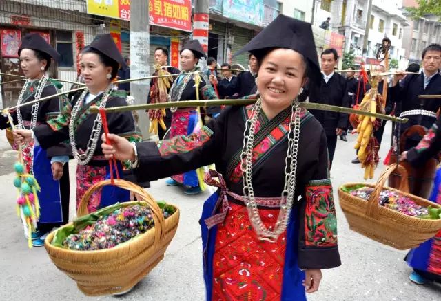 2018苗族姊妹节倒计时!趁着这个盛大节日,你可以玩遍