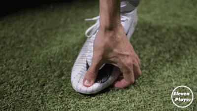 足球鞋防磨脚怎么用