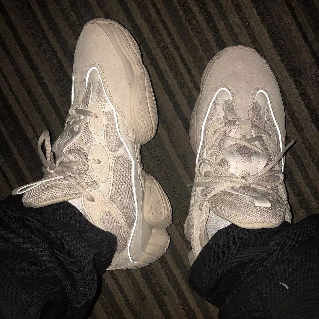 yeezy 500怎么搭_yeezy500穿搭图片