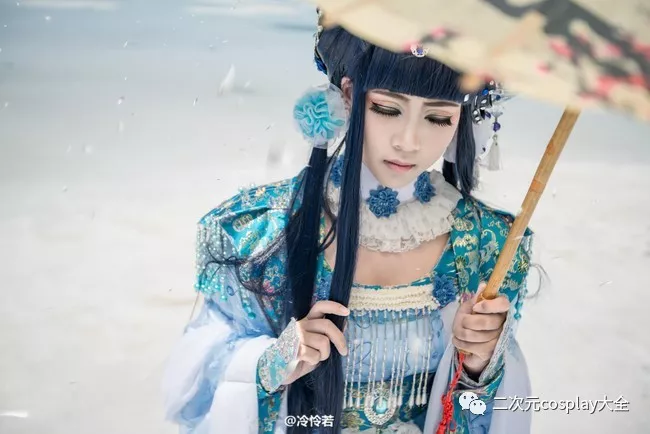 端丽冠绝金光布袋戏玲珑雪霏风姿绰约怎一个般般入画的女子