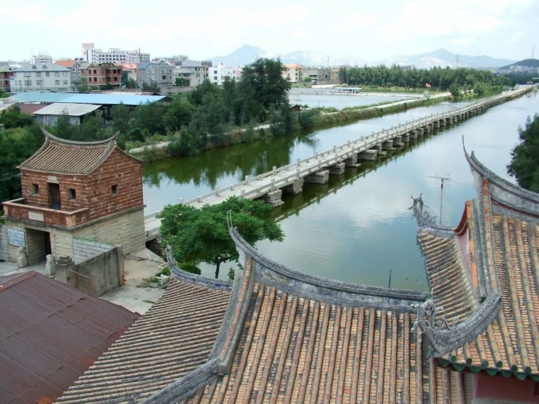 参访"海丝泉州,包括古代石桥安平桥,草庵摩尼教遗址,开元寺,南少林寺