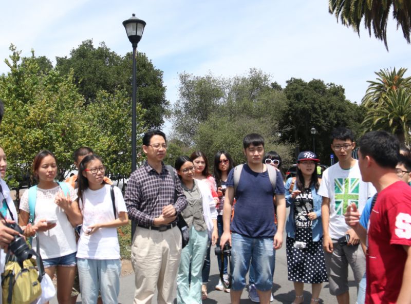 杨国欣老师带学生赴美国斯坦福大学交流