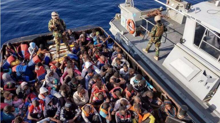 利比亚海军:偷渡者遇船难11人丧生 263人获救