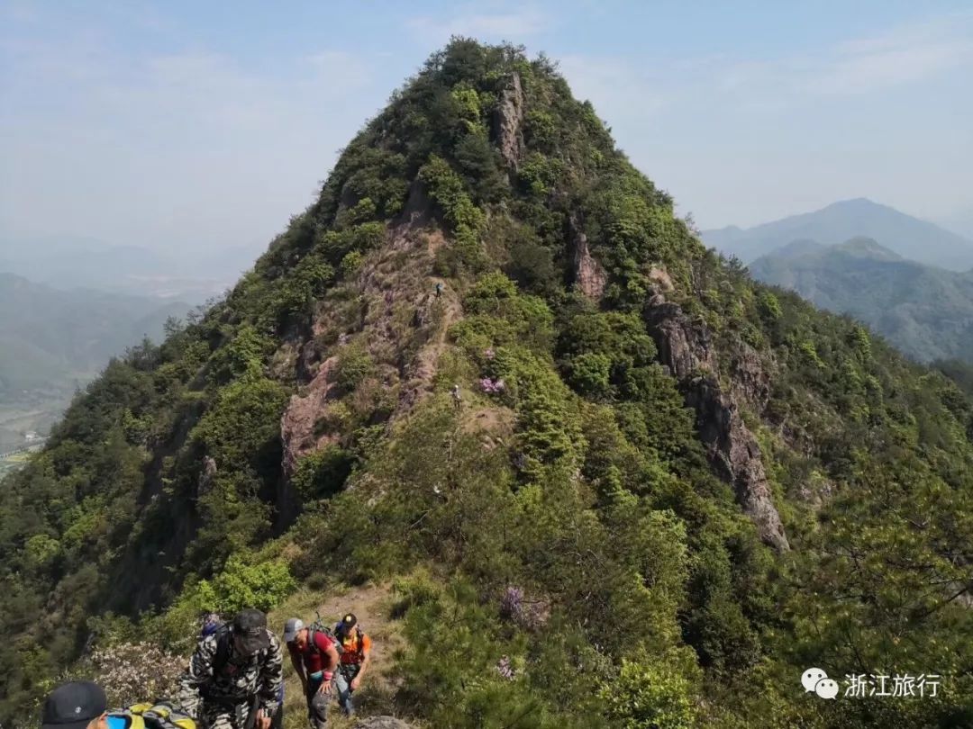 到:会当凌绝顶一览众山小的感觉,那种心旷神怡真的无法用文字来表达