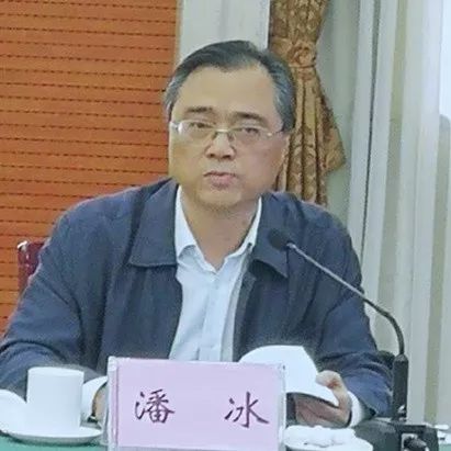 郑州市环保局局长潘冰说:哪个检测机构通过率高,就是我们的重点监管