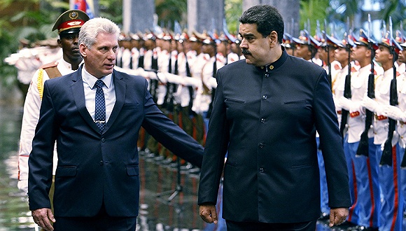 古巴哈瓦那,古巴新领导人迪亚斯-卡内尔会晤到访的委内瑞拉总统马杜罗