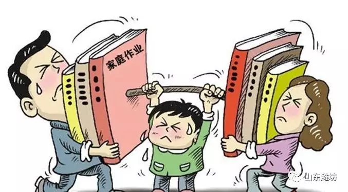 教育 正文  教师直接在家长群布置学生每日作业, 家长要给孩子批改