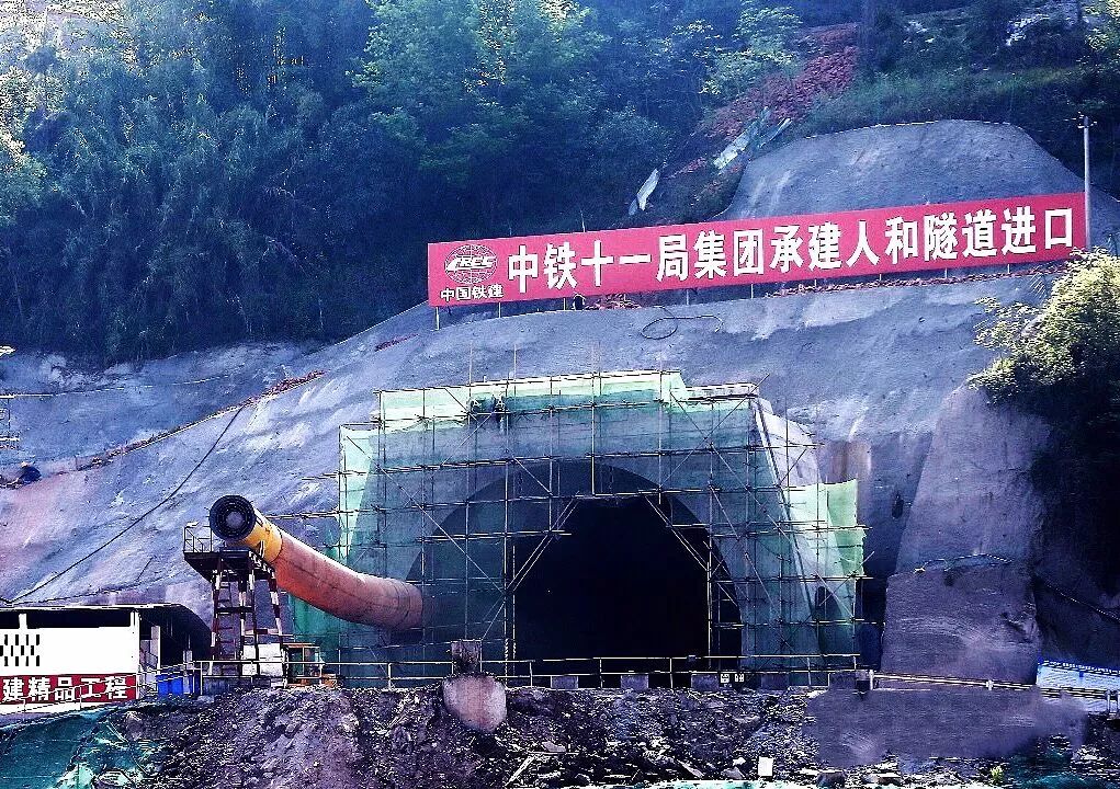 振奋!郑万铁路万州天城隧道马上要贯通了,云阳奉节巫山还有好消息!