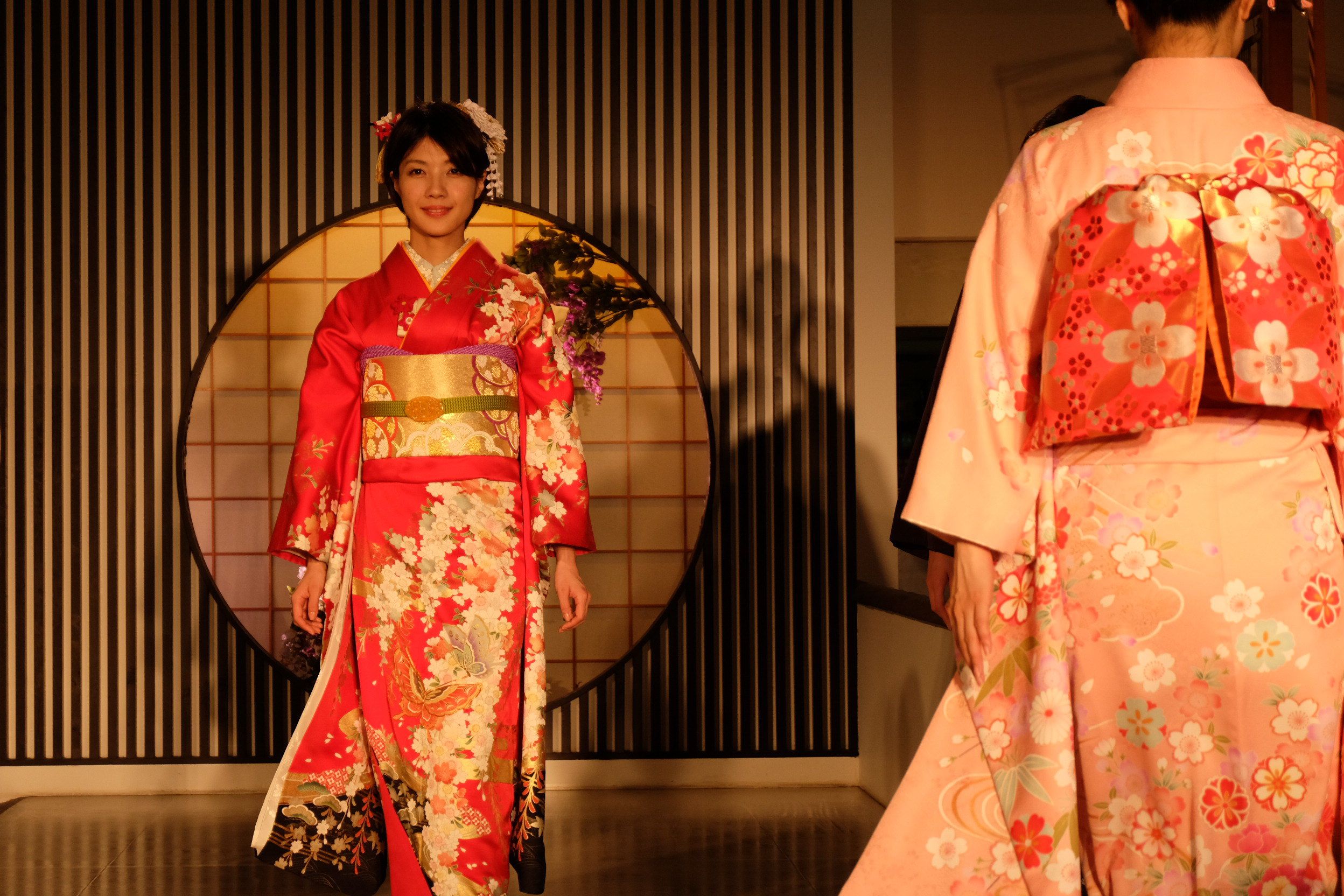 日本和服后面的小垫，是日本女子身份的象征，并不是寝具!_搜狐旅游_搜狐网