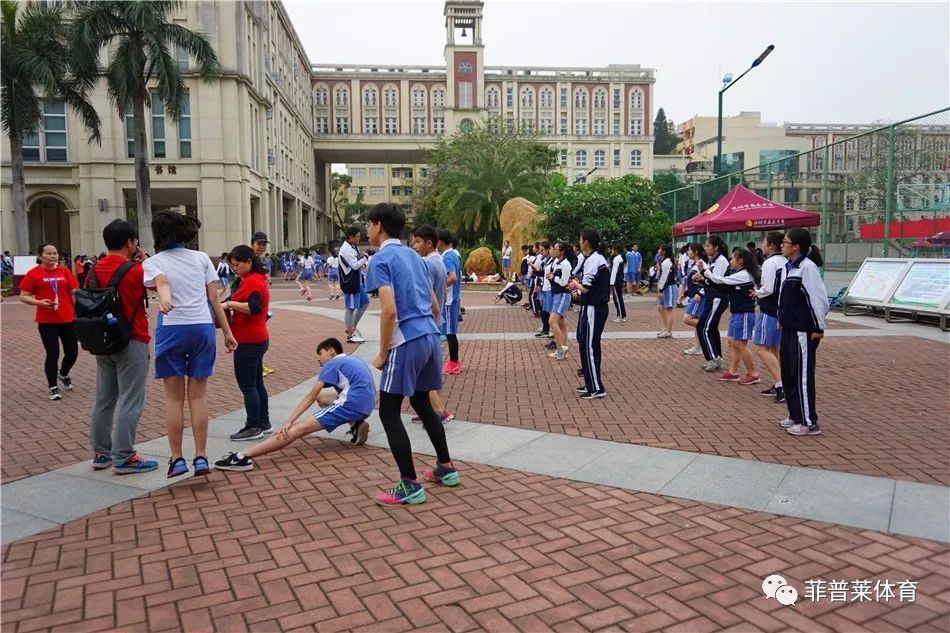 深圳市2018年中考体育考试神秘设备现身南头中学考点