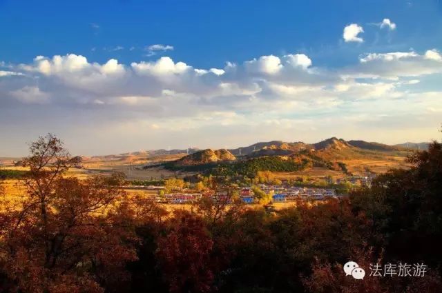 秀水河子战役纪念馆位于沈阳市法库县秀水河子镇,地处沈承公路101线北