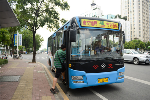 数据|惠州公交载客量突破1.4亿人次,你每坐一次政府补贴