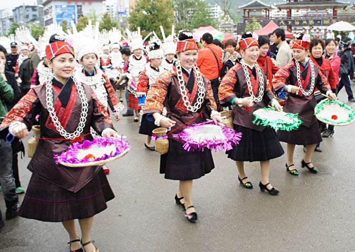 农历三月十五最古老的东方情人节苗族姊妹节的传说