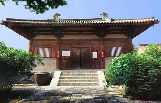 南禅寺大殿,建于唐建中三年五台山现存最古老的一座唐代木结构建筑