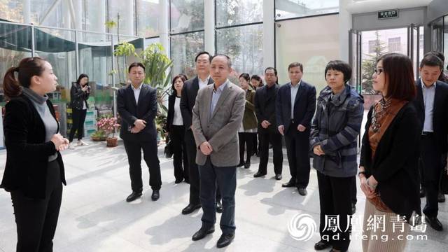 中央统战部八局局长张明调研青岛市市南区新的社会