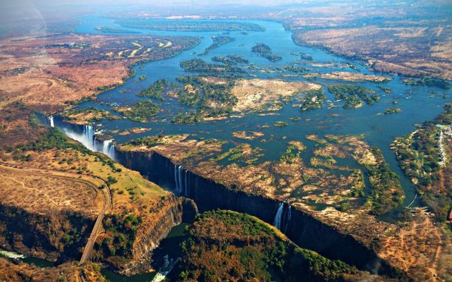 被称为"世界上最安全国家之一"的 赞比亚 维多利亚大瀑布了解一下?