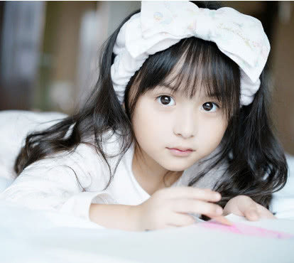 全球最美的8位小女孩,中国的小孩最漂亮,日本