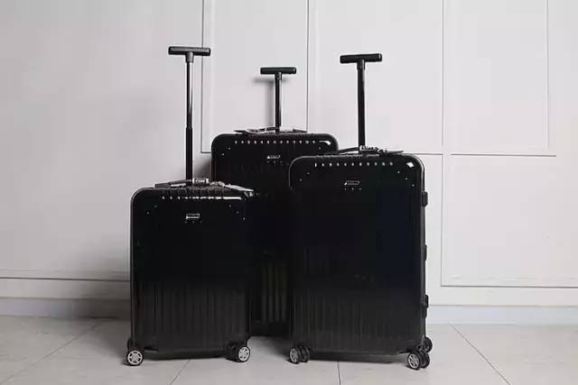 日默瓦原单rimowa/salsa air旅行箱5.1假期的首选伴侣