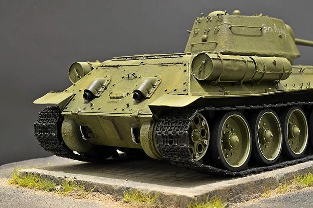 gennady zavrazhnev模型作品欣赏—t-34坦克