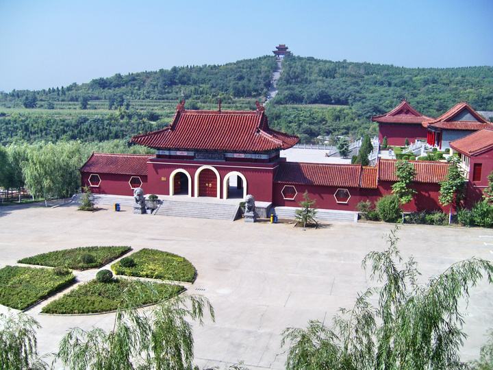 河南鹤壁黑山之麓金山寺