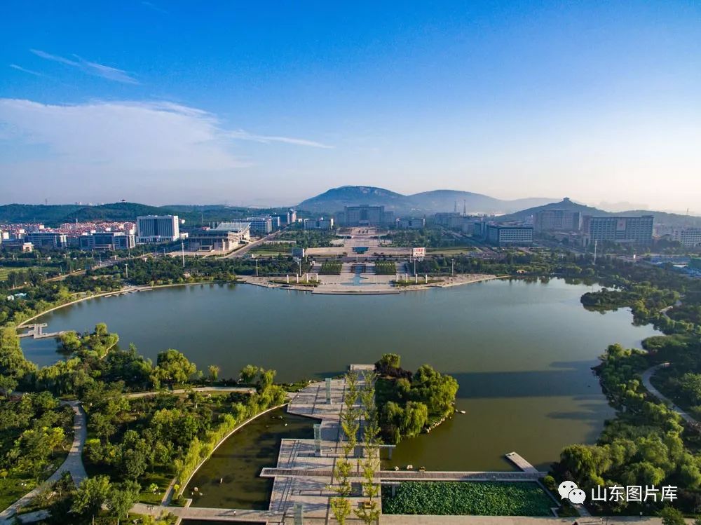 这样清新安静,诗情画意的月亮湾湿地 这样绿意盎然,风景秀丽的凤鸣湖