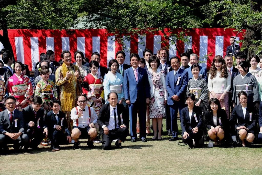 【独家】安倍首相举办赏樱会大秀热情