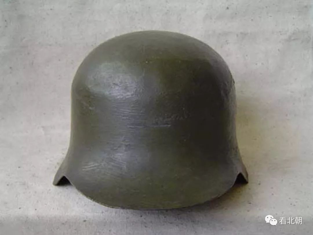 二战前苏军也曾装备过德军钢盔苏联各式煤斗盔鉴赏