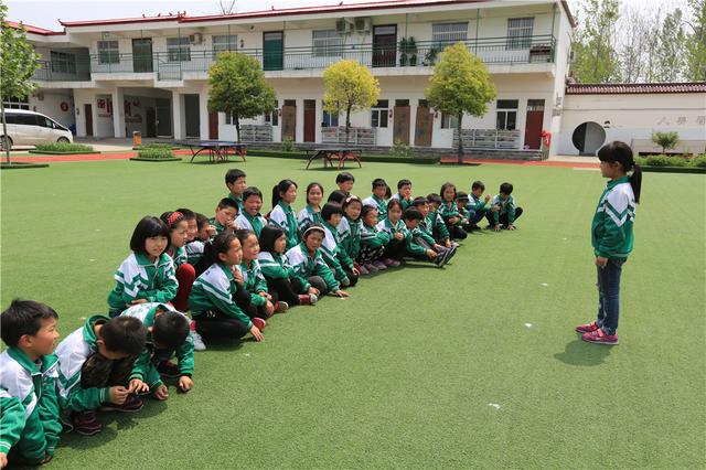 乡村学校发展之路:探访西华县奉母镇东方双语学校图片