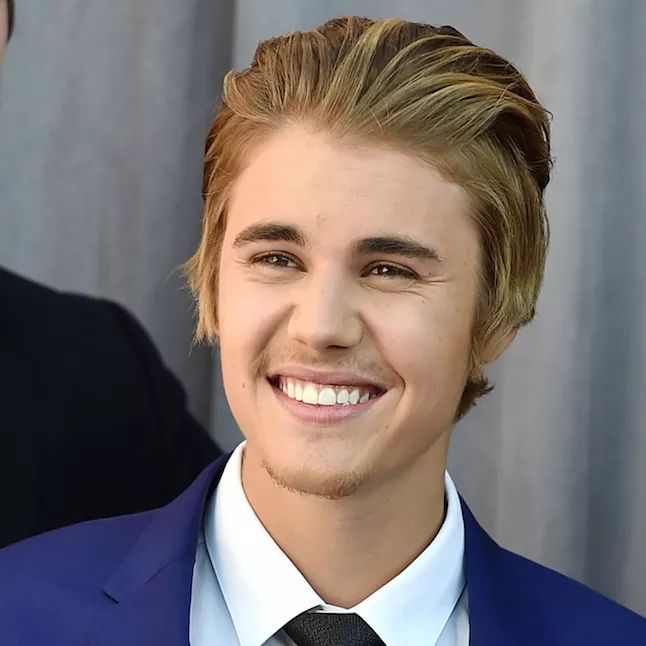 justinbieber现在的发型很糟糕吗