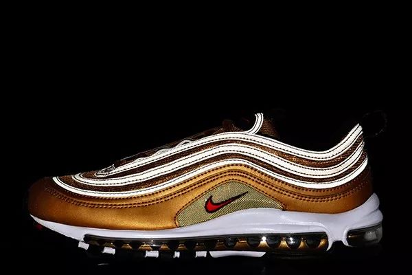 亚新体育现已发售nikeairmax97金子弹男女款