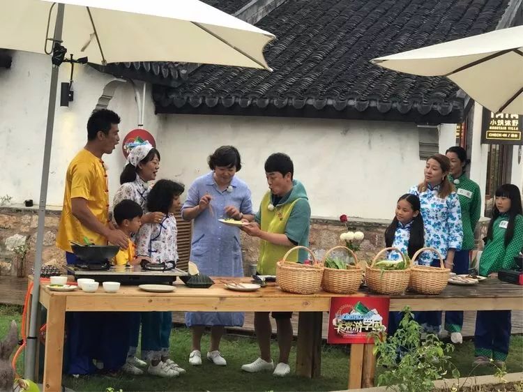 今晚尝鲜~"天下第一土豆丝"在《非常游学团》出锅啦!