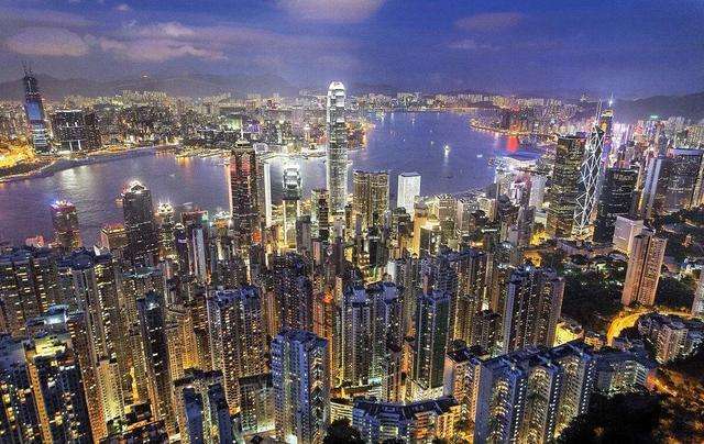 重庆的夜景已经超过上海和香港了吗? 你觉得如