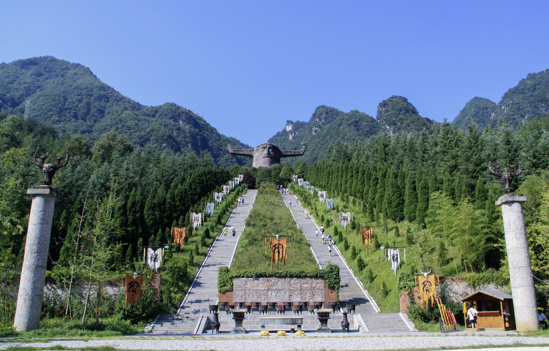 一路向西,中国的景观大道,北纬30度最美风景线--318国道总览论